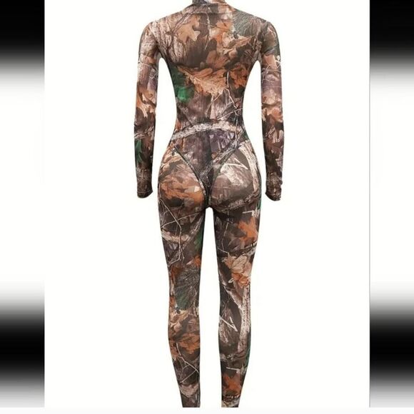 graphic mesh two piece set - Picture 4 of 4